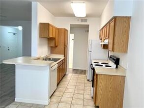 7985 Preserve Cir-Unit -1115 in Naples, FL - Building Photo - Building Photo