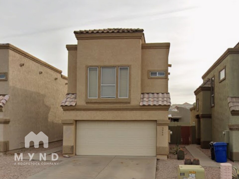 5945 E Nance St in Mesa, AZ - Building Photo