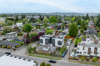 8353 18th Ave NW in Seattle, WA - Building Photo - Building Photo