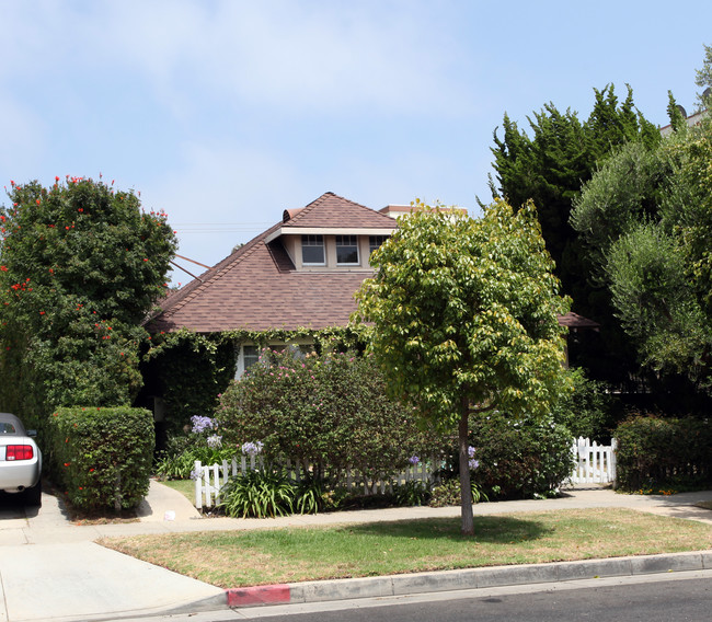 1027 Euclid St in Santa Monica, CA - Building Photo - Building Photo