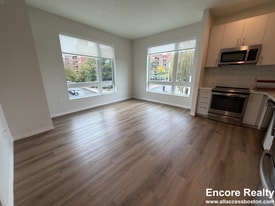 5 Washington St in Brighton, MA - Building Photo