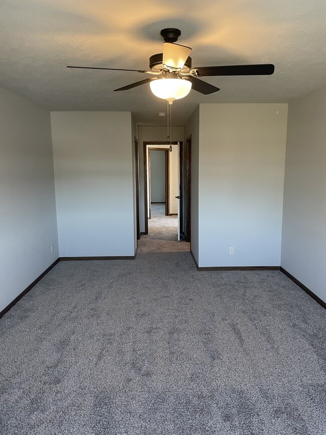 6221 SW Cortez St in Lincoln, NE - Building Photo - Building Photo