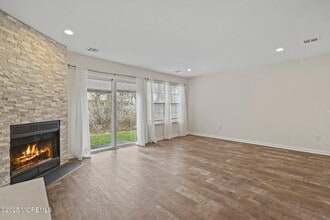 20 Canidae Ct in Tinton Falls, NJ - Building Photo - Building Photo