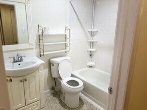 1444 Mediterranean Ave in Atlantic City, NJ - Building Photo - Building Photo