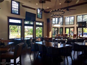 9126 Chula Vista St in Naples, FL - Building Photo - Building Photo