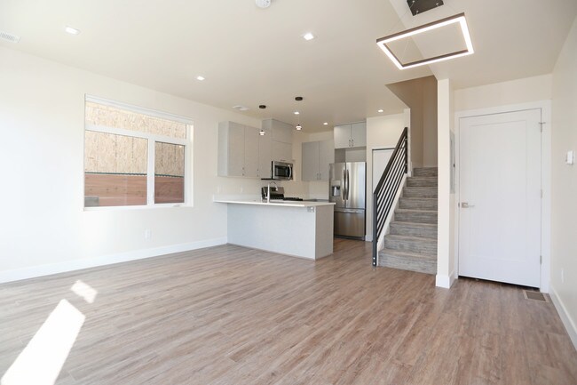 Franklin 10 in Denver, CO - Building Photo - Interior Photo