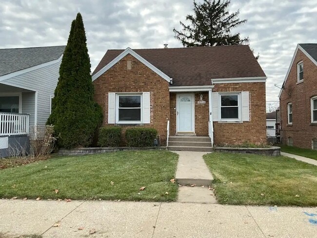 property at 10716 S Kedzie Ave