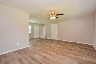 670 Hibiscus Rd in Casselberry, FL - Building Photo - Building Photo