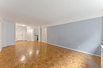 420 E 64th St in New York, NY - Building Photo - Building Photo