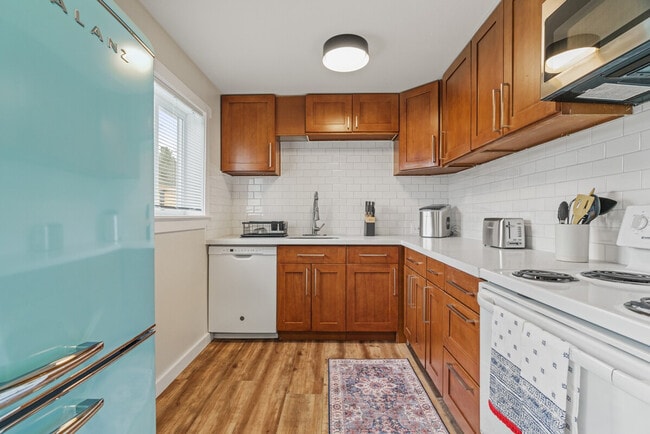 13352 17th Ave NE in Seattle, WA - Building Photo - Building Photo