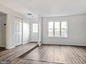 1468 Lowell Ct in Crofton, MD - Building Photo - Building Photo