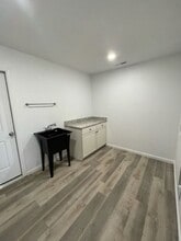 419 E James Dr in Strafford, MO - Building Photo - Building Photo