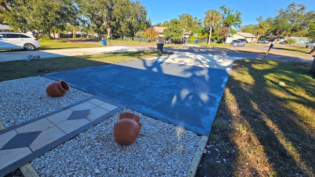 property at 3919 3rd Ave Dr E