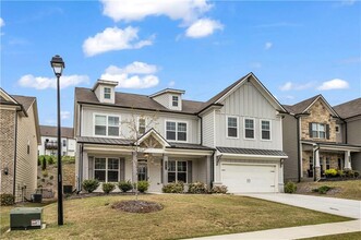 6984 Lancaster Xing in Flowery Branch, GA - Building Photo - Building Photo