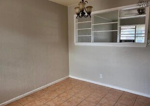 1408 Deville St in Wichita Falls, TX - Building Photo - Building Photo