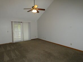 509 E 7th St in Kearney, MO - Building Photo - Building Photo