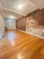 49 Hancock St, Unit 1R in Boston, MA - Building Photo