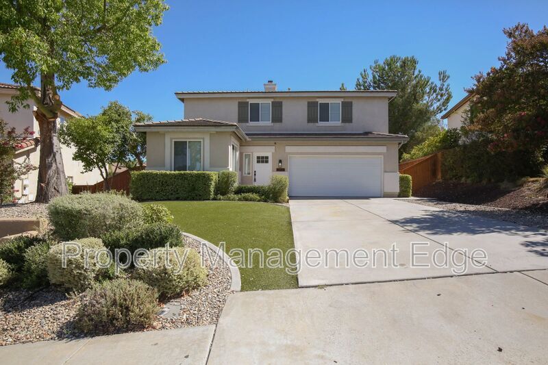 41358 Pine Tree Cir in Temecula, CA - Building Photo