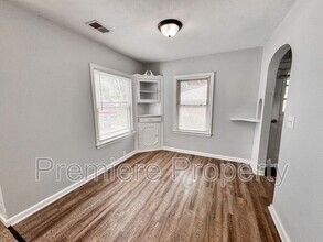 1107 W 27th St S in Independence, MO - Building Photo - Building Photo