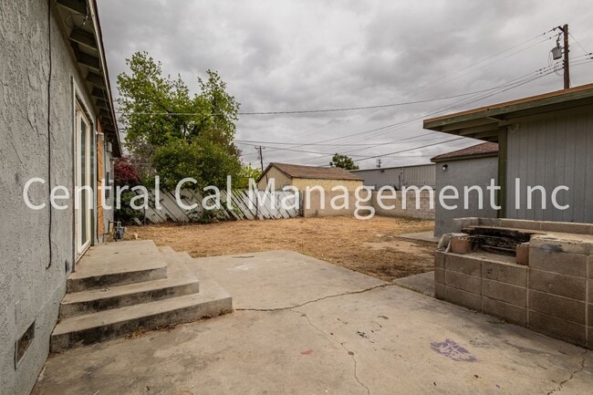 128 U St in Bakersfield, CA - Building Photo - Building Photo