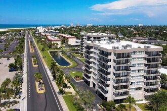 1055 Beach Rd in Sarasota, FL - Building Photo - Building Photo