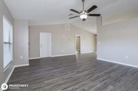 3020 Pineridge Cir in Kissimmee, FL - Foto de edificio - Building Photo