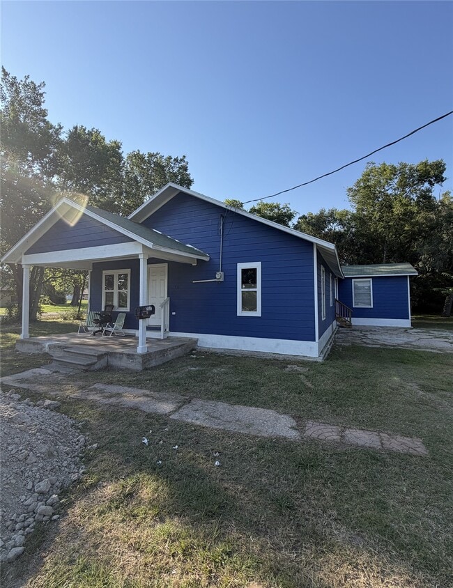property at 711 Jefferson St