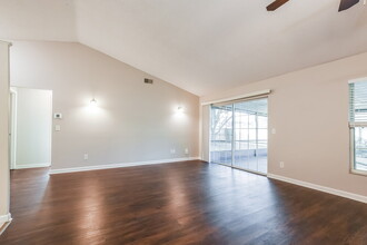 126 Grovewood Ave in Sanford, FL - Building Photo - Building Photo