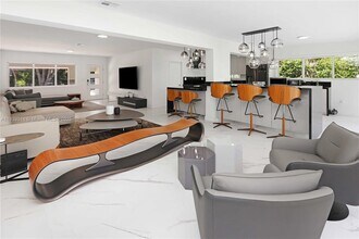 2135 Arch Creek Dr in North Miami, FL - Building Photo - Building Photo