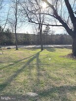 14780 Jordan Ln in Haymarket, VA - Building Photo