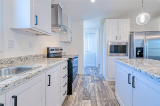 6720 Villaview Dr in Punta Gorda, FL - Building Photo - Building Photo