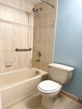 35 Chesterfield Ln in Staten Island, NY - Building Photo - Building Photo