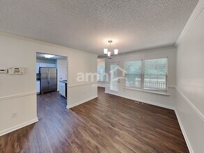 5718 Graceland Dr in Powder Springs, GA - Building Photo - Building Photo