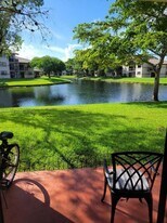 9845 Nob Hill Ct, Unit 9845 in Sunrise, FL - Building Photo