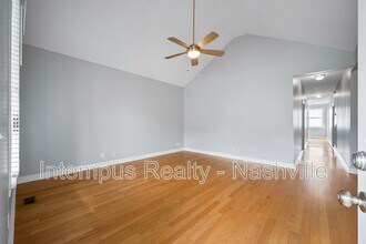 1519 10th Ave N in Nashville, TN - Building Photo - Building Photo