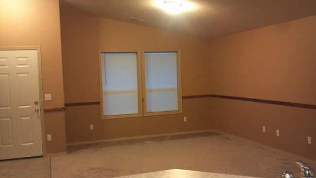 5520 Cleveland Ln in Pasco, WA - Building Photo - Building Photo