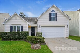 3216 Laurenfields Way in Winston-Salem, NC - Building Photo