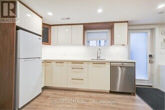 274 Roxton Rd in Toronto, ON - Building Photo - Building Photo