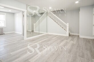1605 Clark St in Pittsburgh, PA - Building Photo - Building Photo