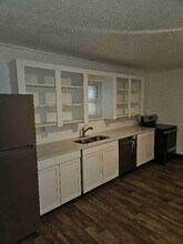 730 E 5th Ave in Bristow, OK - Foto de edificio - Building Photo