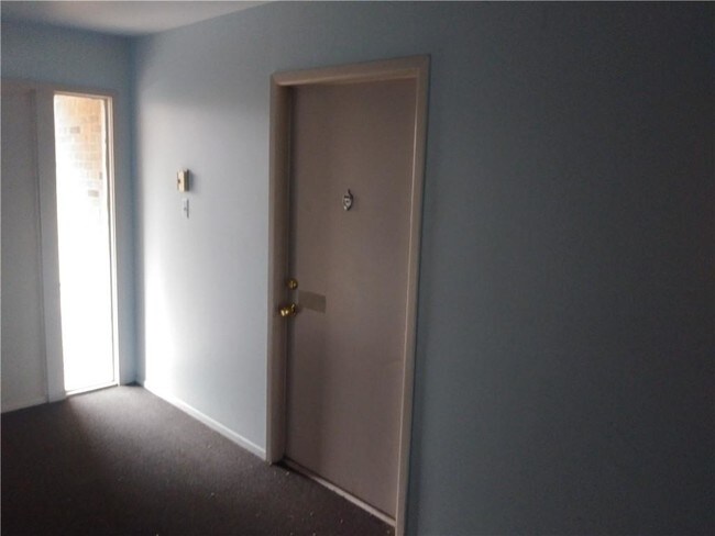 31565 Fraser Dr-Unit -12 in Fraser, MI - Building Photo - Building Photo