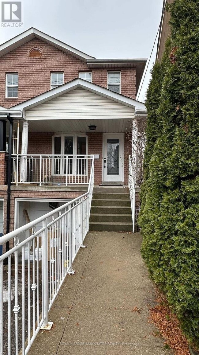 property at 19 Church St