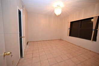 3444 NW 4th St in Miami, FL - Building Photo - Building Photo