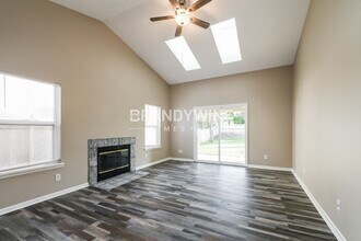 3231 Village Park N Dr in Carmel, IN - Building Photo - Building Photo