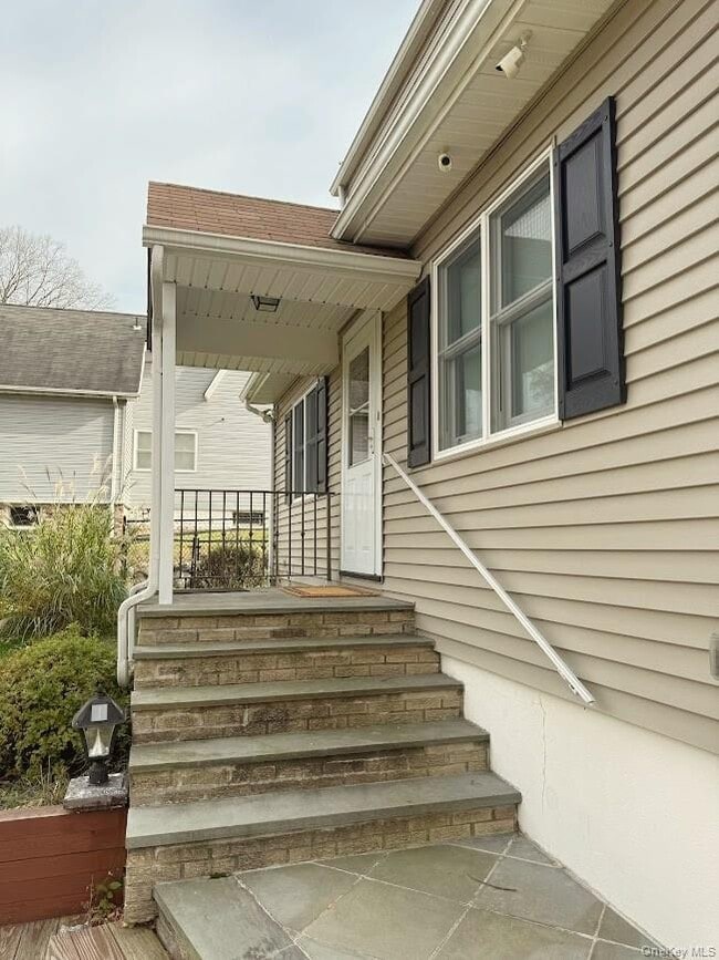 5 Hall Ave in Nyack, NY - Building Photo - Building Photo