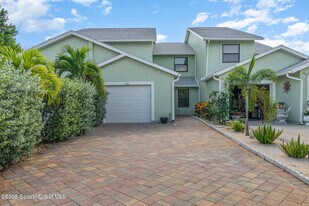 100 Anchor Dr in Satellite Beach, FL - Building Photo