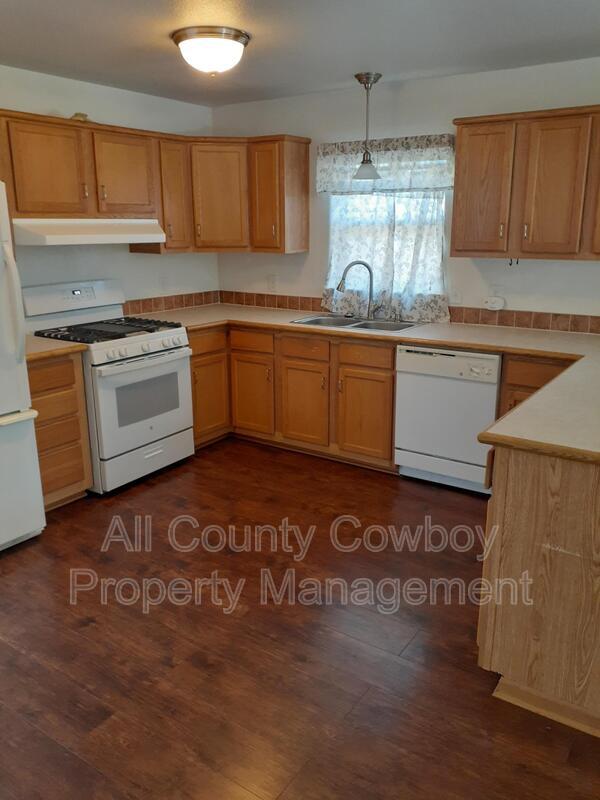 615 S Colorado Ave in Laramie, WY - Building Photo - Building Photo
