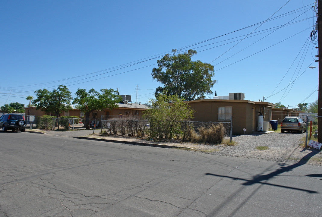 501-527 W Utah St in Tucson, AZ - Foto de edificio