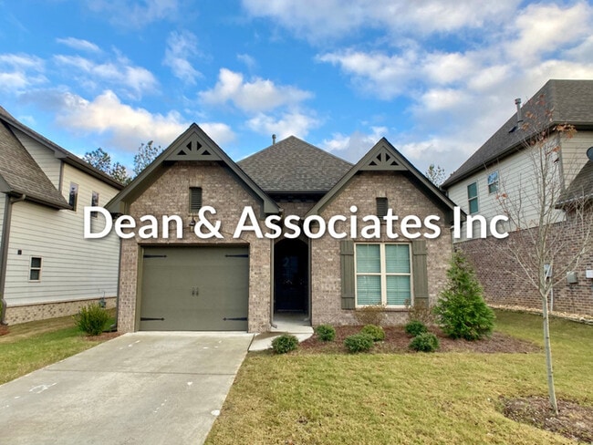 property at 2044 Springfield Dr