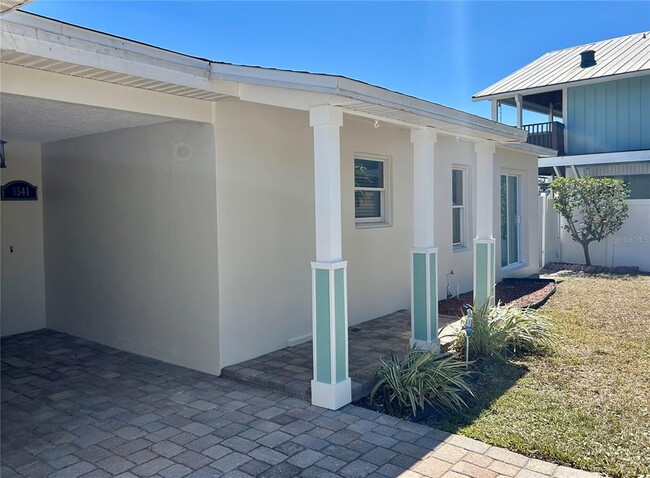 5541 Bayou Grande Blvd NE in St. Petersburg, FL - Building Photo - Building Photo